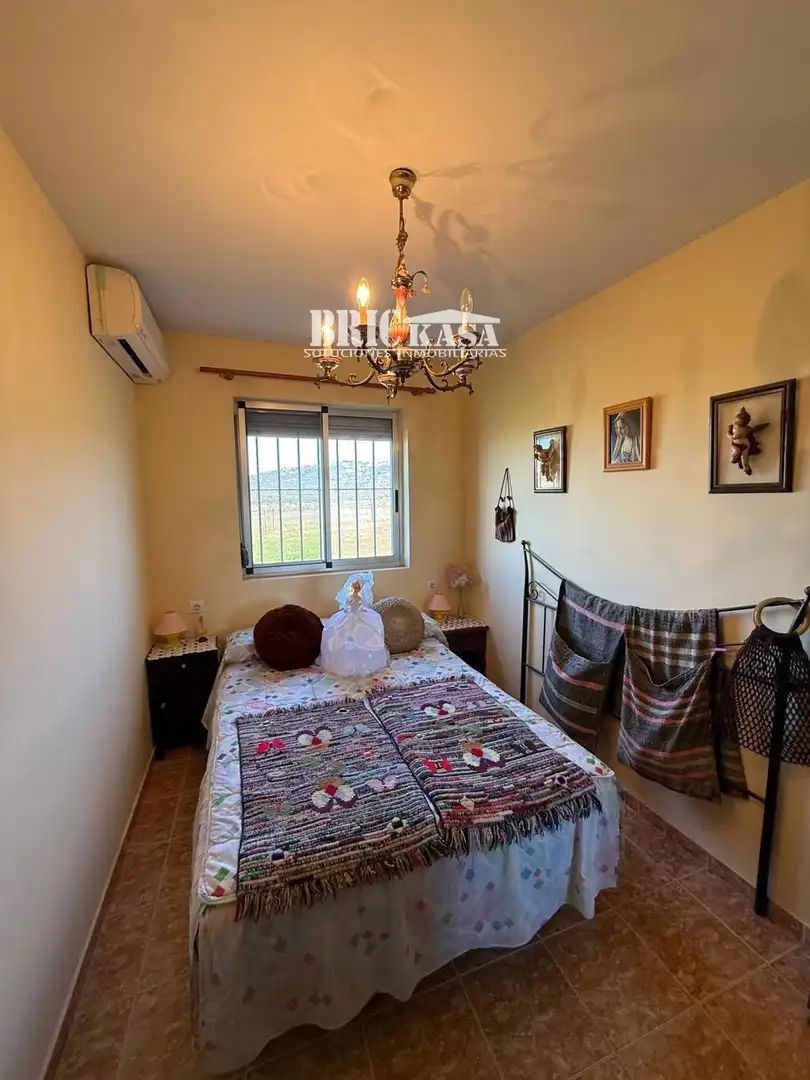 Bedroom of Houses for sale in Cáceres  with Air Conditioner, Terrace and Storage room