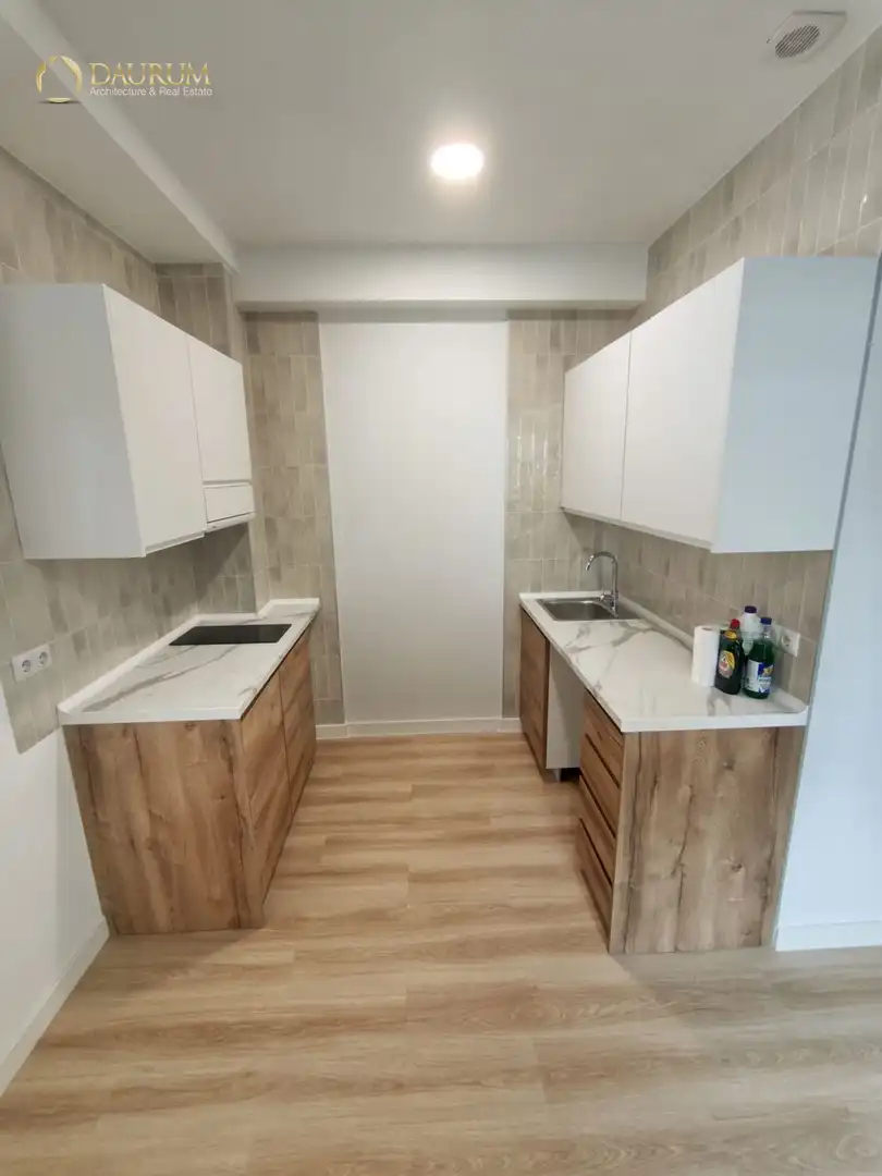 Küche von Wohnung zum Verkauf in Madrid mit Klimaanlage und Heizung