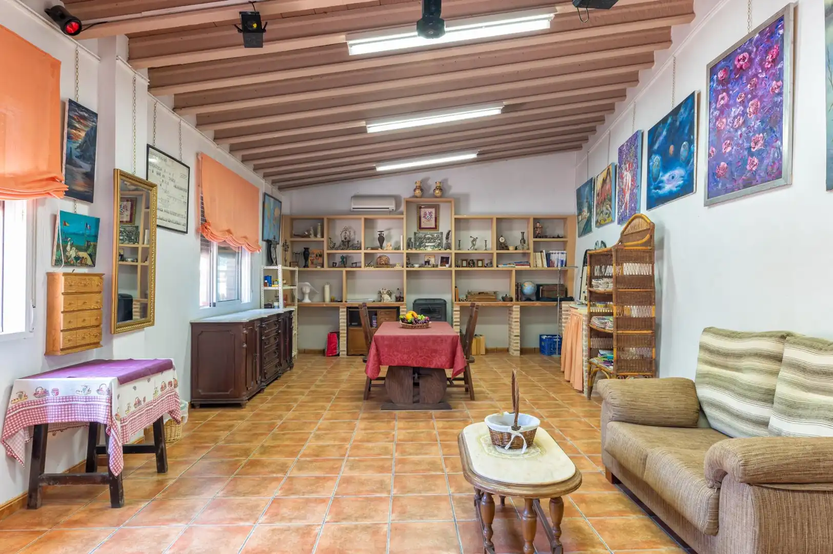 Sala d'estar de Casa o xalet en venda en Elche / Elx amb Aire condicionat, Calefacció i Jardí privat