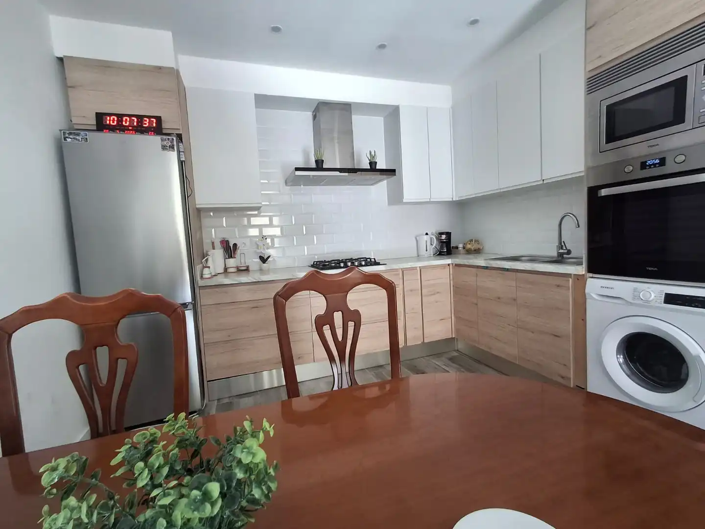 Cuina de Casa o xalet en venda en Tortosa amb Aire condicionat, Moblat i Forn