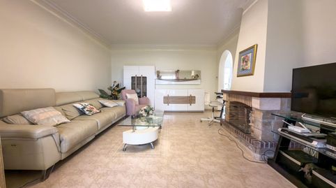 Chalet independiente con gran parcela, piscina privada y amplios espacios en Ciudad Quesada, imatge 3