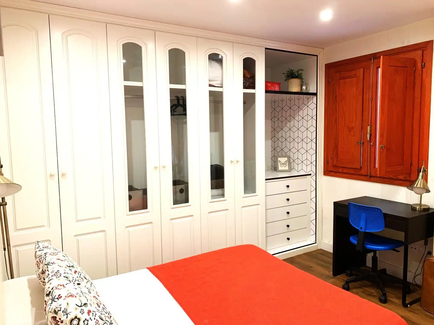 Habitación de Piso en venta en Valencia con Aire acondicionado y Calefacción