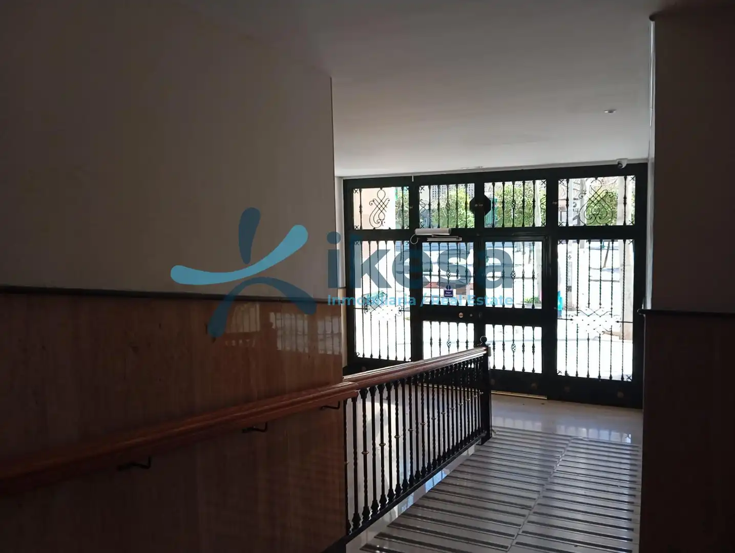 Piso en venta en Angustias - Chana - Encina
