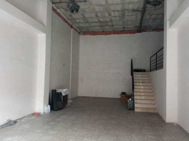 Local comercial en Alquiler en Centre - Zona Alta