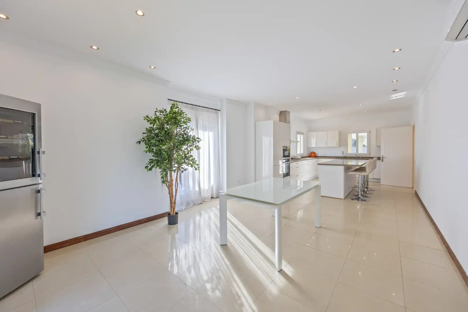 Cocina de Casa o chalet en venta en Sotogrande con Aire acondicionado, Jardín privado y Terraza