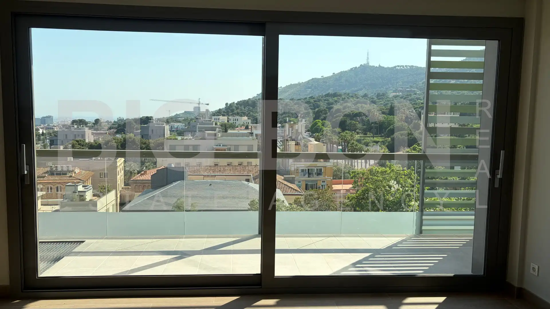 Piso con terraza en venta en Via Augusta 425, imagen 9