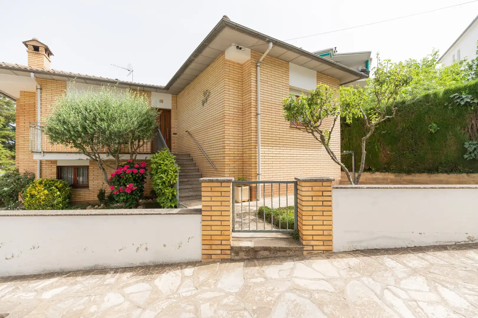 Exterior view of Houses for sale in Seva  with Heating, Terrace and Storage room