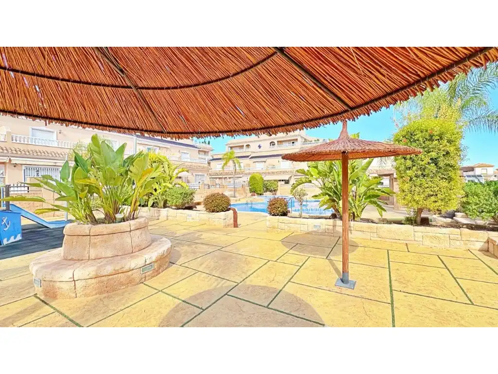 Casa adosada en venta en Calle Cuerda, Playa Flamenca
