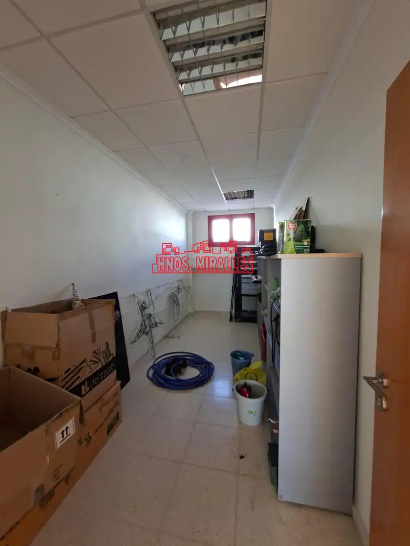 Oficina de alquiler en Elche / Elx con Aire acondicionado