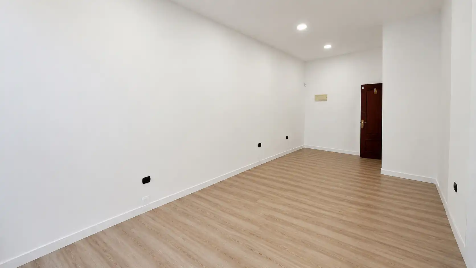 Commercial properties for rent in Málaga  with Air Conditioner, Heating and Parquet flooring