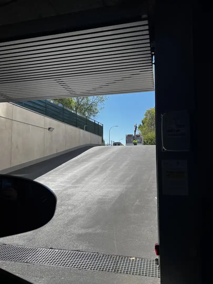 Parkplatz von Garage zur Miete in Pinto