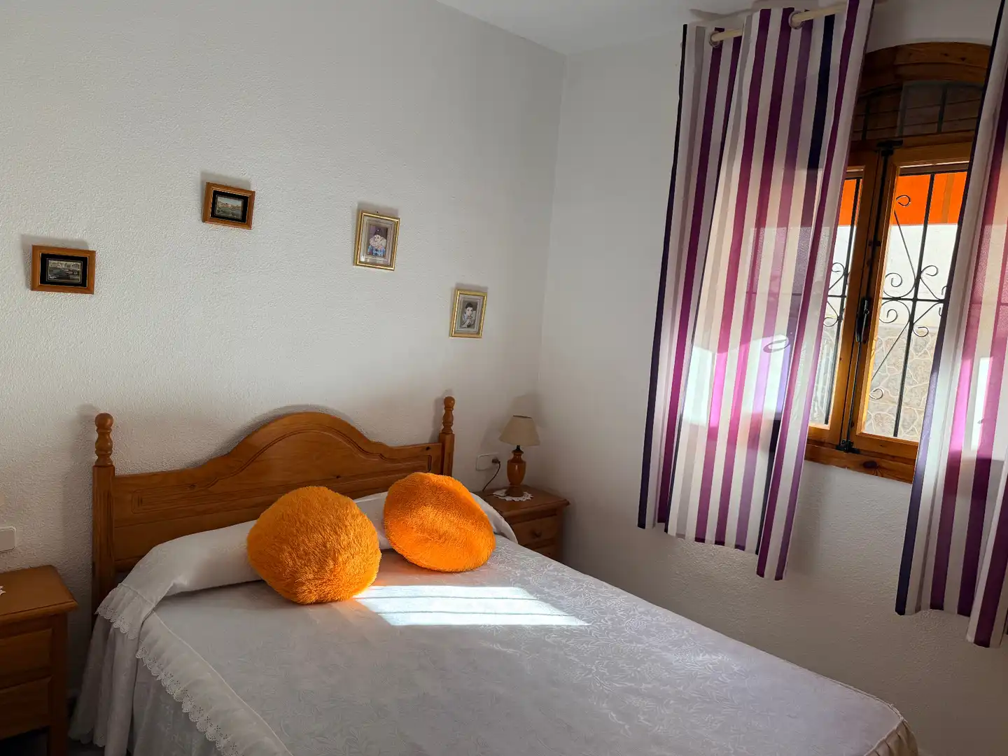 Detached homes for sale in Calle Pantano Uret, Los Urrutias