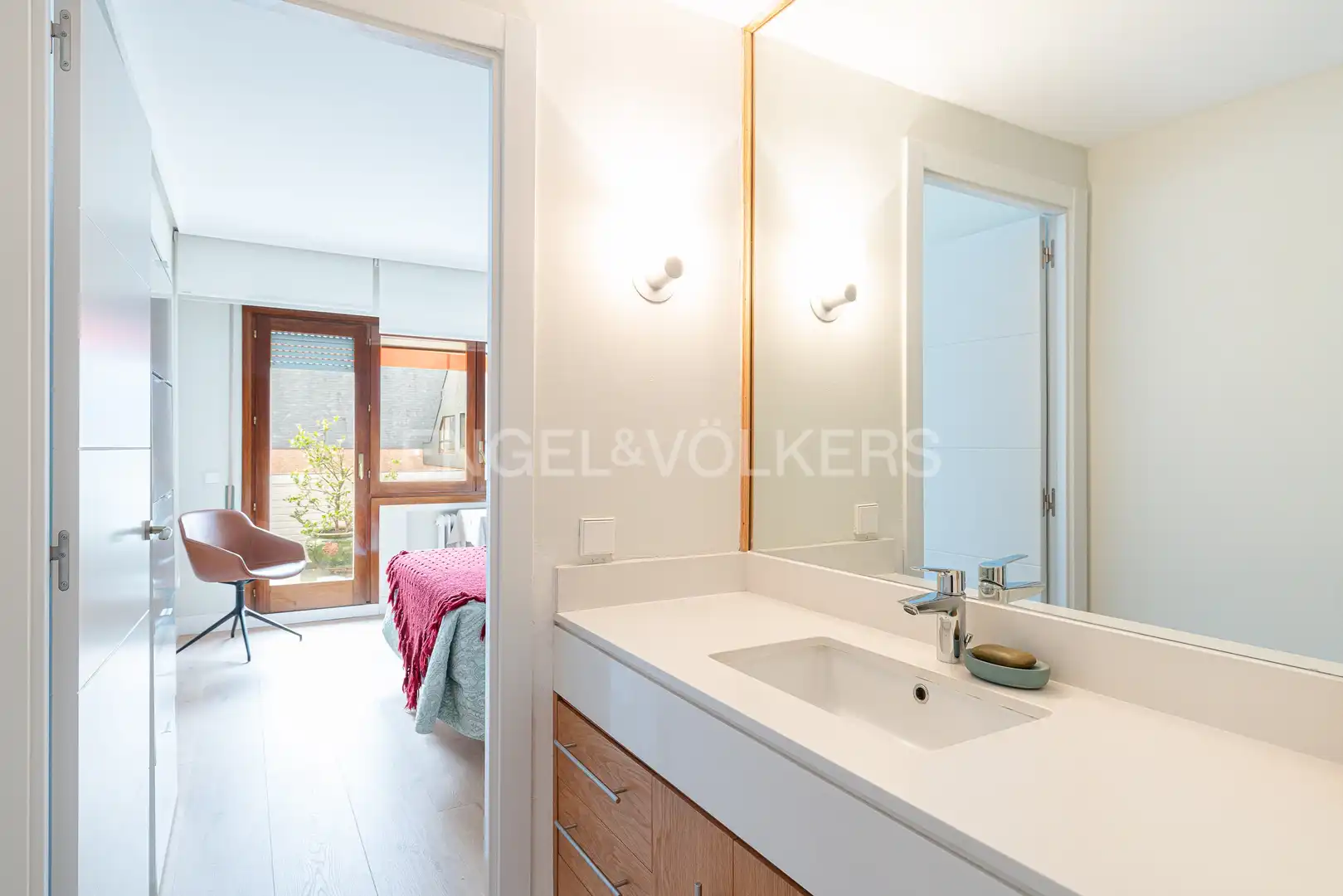 Bathroom of Attic for sale in Las Rozas de Madrid  with Air Conditioner, Heating and Terrace