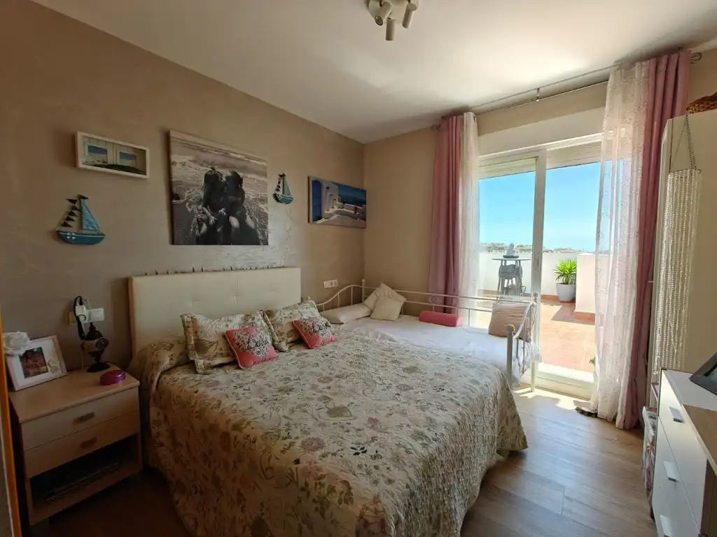 Àtic amb piscina en venda a Riviera del Sol, imagen 18