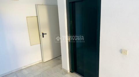 Foto 2 de Piso en venta en San Luis de Sabinillas, Málaga