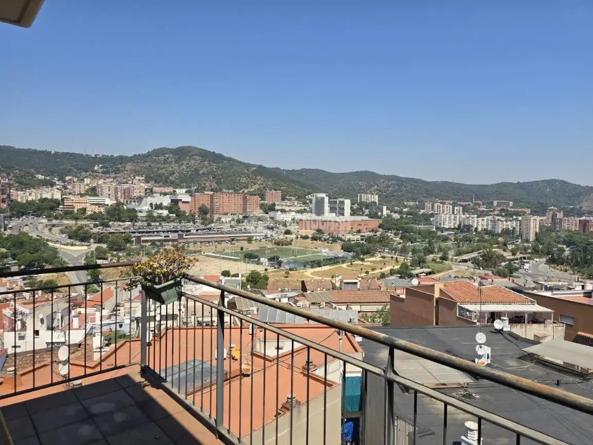 Terrassa de Pis en venda en Barcelona amb Aire condicionat, Calefacció i Terrassa