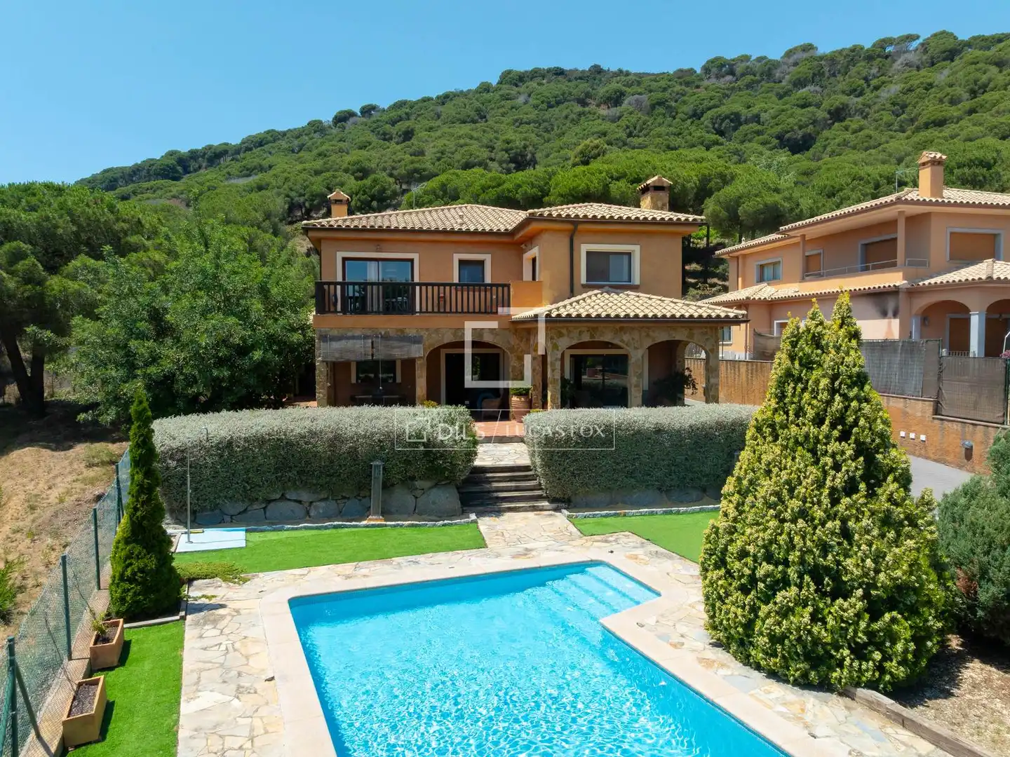 Chalet con terraza en venta en Nucli Urbà, imagen 3