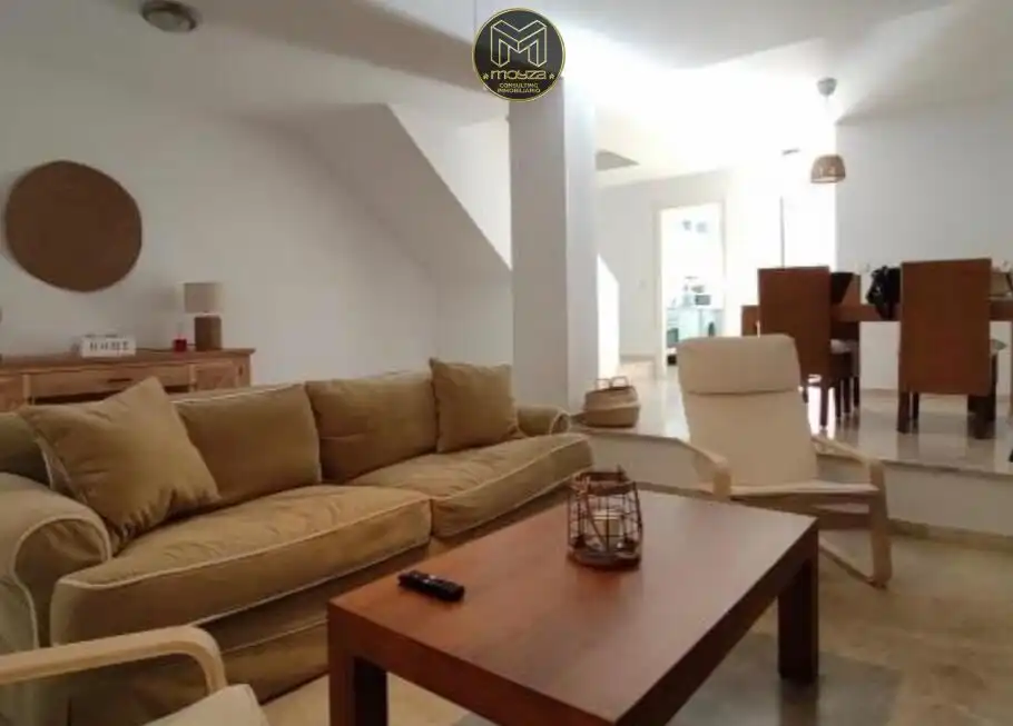 Sala d'estar de Casa adosada de lloguer en Manilva amb Aire condicionat