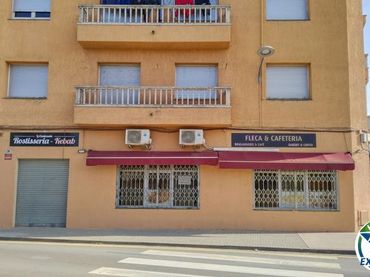 Local comercial en venta en Sant Pere Pescador