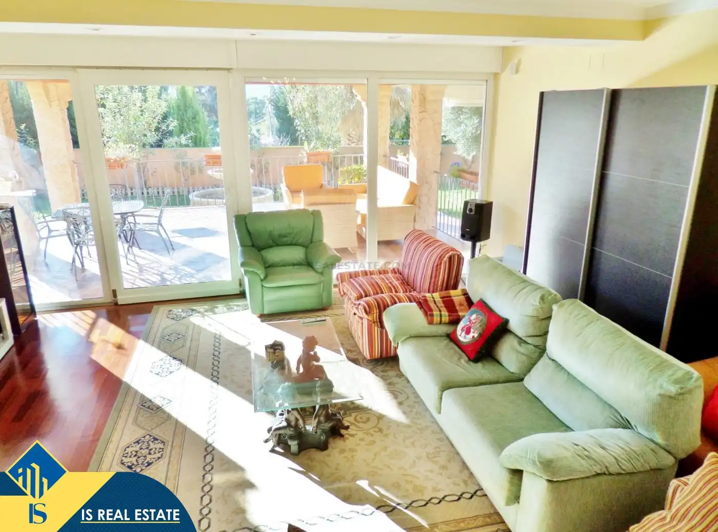 Living room of Houses for sale in Alicante / Alacant  with Terrace, Swimming Pool and Furnished