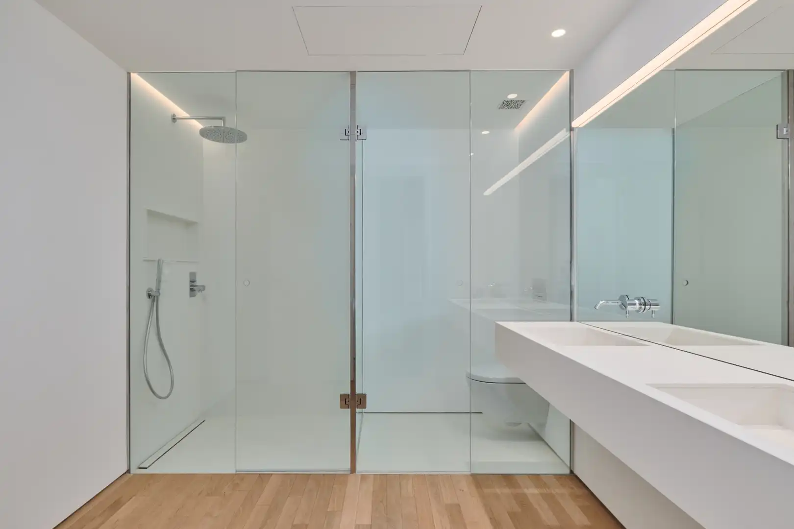 Flat for rent in Calle de Javier Ferrero, 13, Ciudad Jardín
