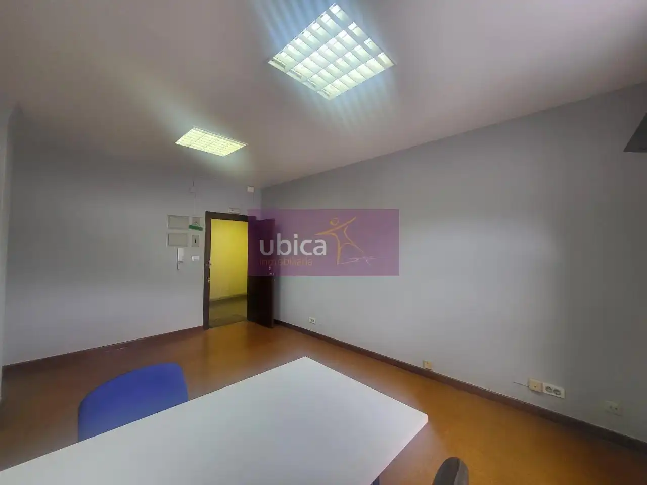 Oficina amb ascensor en venda a Centro Urbano, imagen 5
