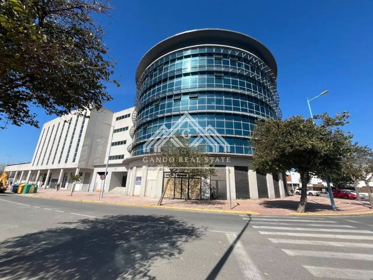 Exterior view of Commercial properties for rent in Dos Hermanas