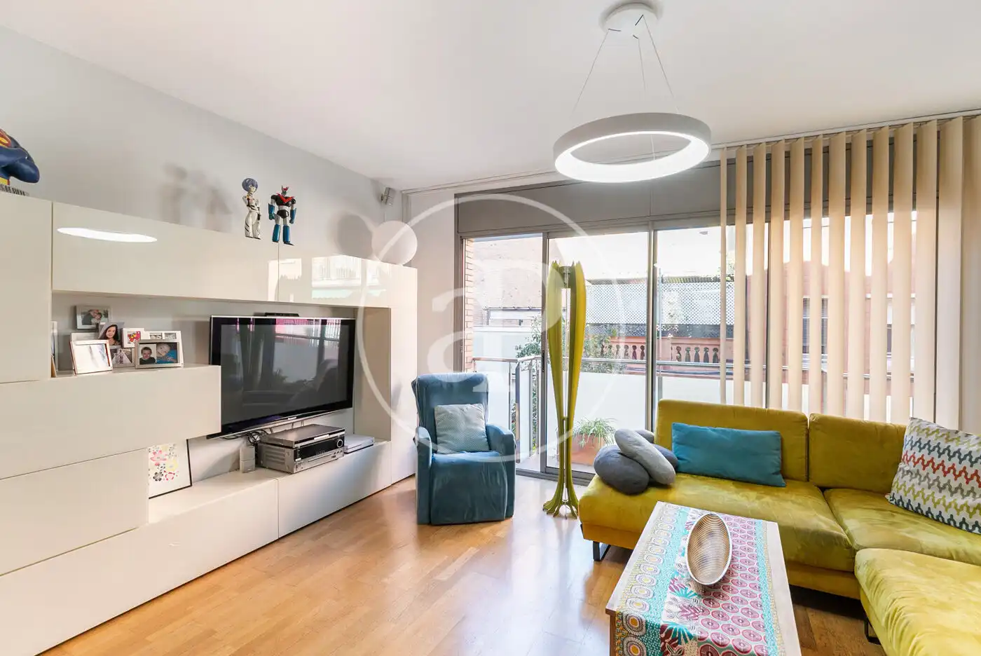 Casa adosada en venta en Passatge de Puigmadrona, El Camp de l'Arpa del Clot