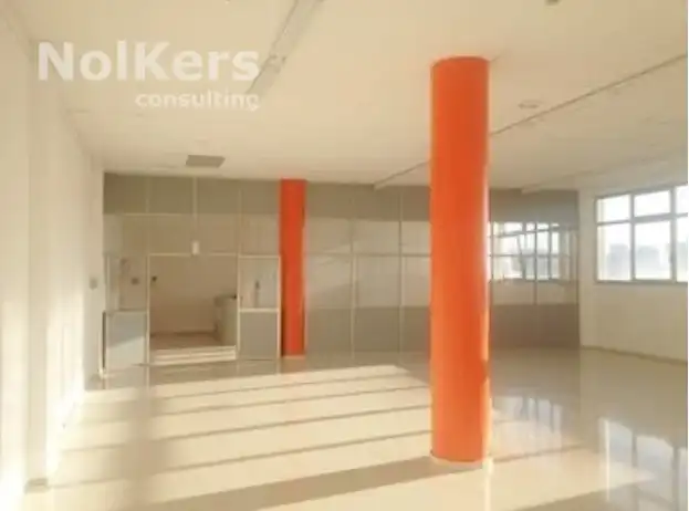 Nave industrial de alquiler en L'Hospitalet de Llobregat con Calefacción y Alarma