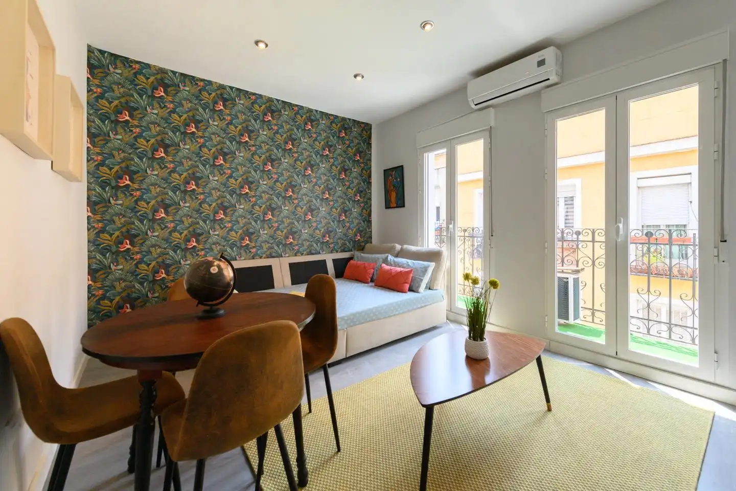 Sala de estar de Piso de alquiler en Madrid con Aire acondicionado, Calefacción y Amueblado