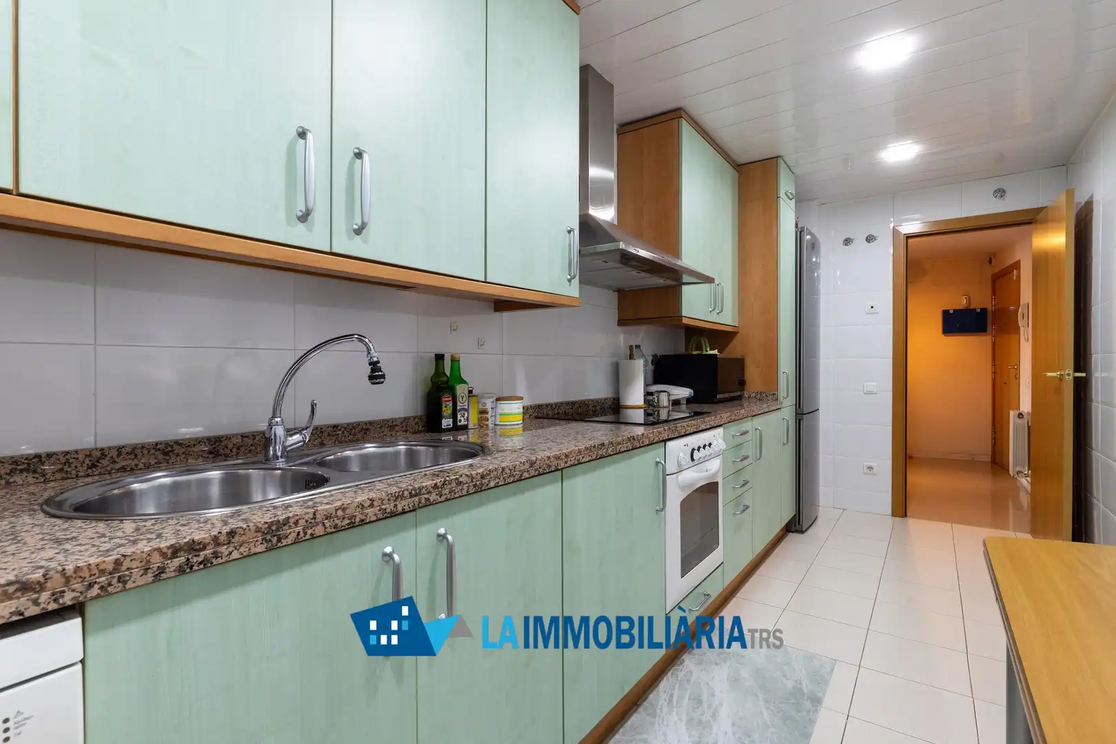Küche von Wohnung zum Verkauf in Terrassa