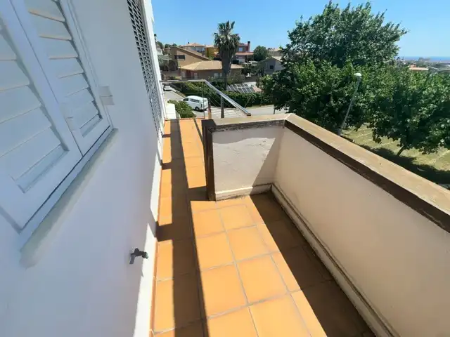 Terrassa de Casa o xalet en venda en Pineda de Mar amb Calefacció, Jardí privat i Parquet