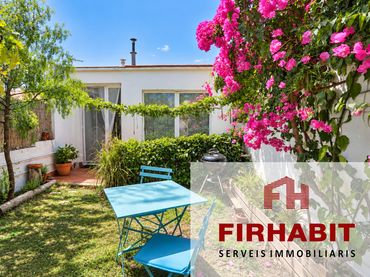 Casa con balcón en venta en Canet de Mar