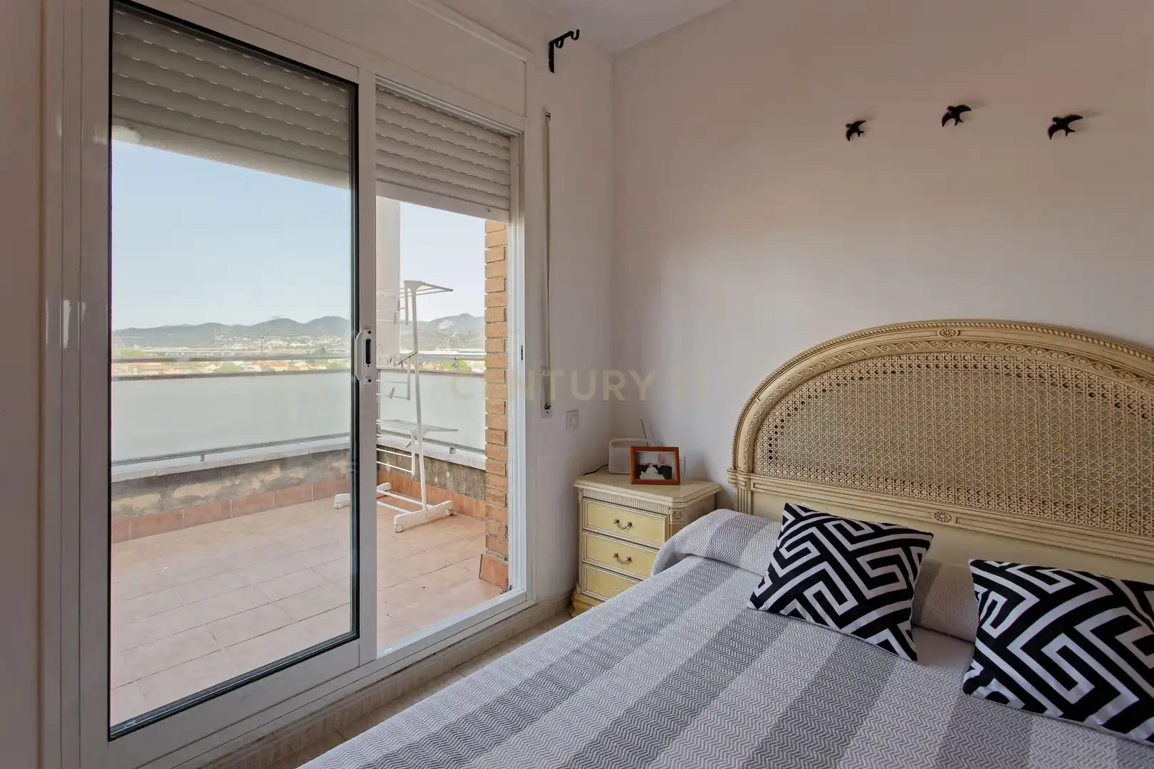 Dormitori de Casa o xalet en venda en Santa Perpètua de Mogoda