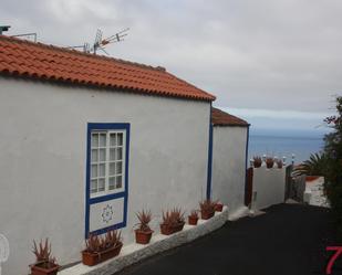 Vista exterior de Casa adosada en venda en Fuencaliente de la Palma amb Moblat
