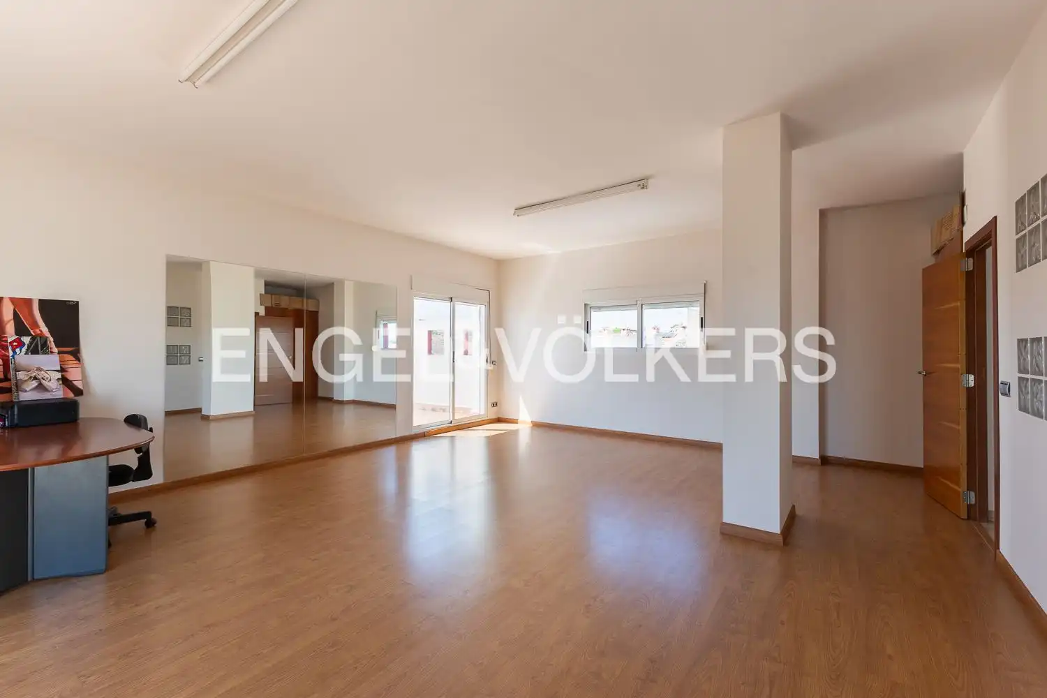 Houses for sale in Villanueva de Castellón  with Air Conditioner, Heating and Terrace