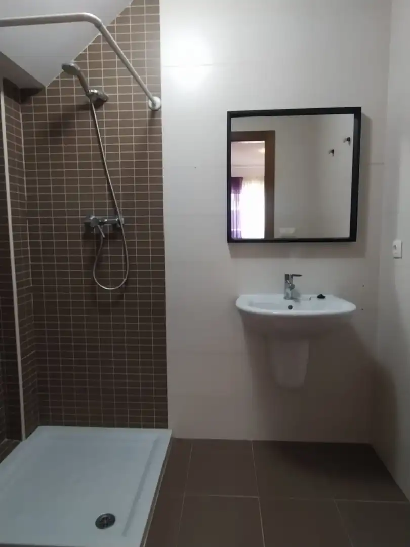 Baño de Ático en venta en Cariño con Parquet, Amueblado y Horno