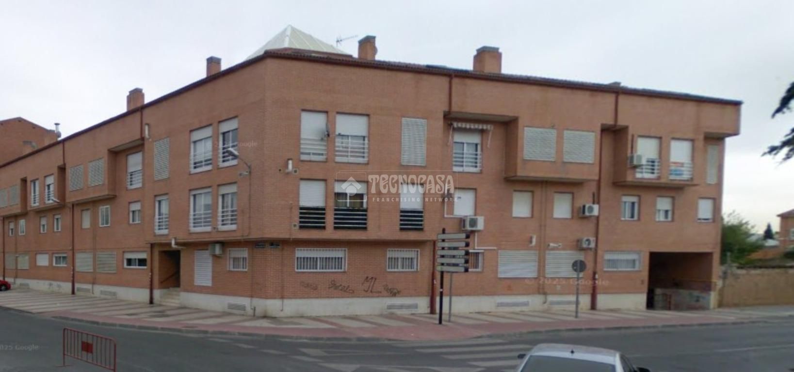 Vista exterior de Dúplex en venta en Azuqueca de Henares con Aire acondicionado, Calefacción y Parquet