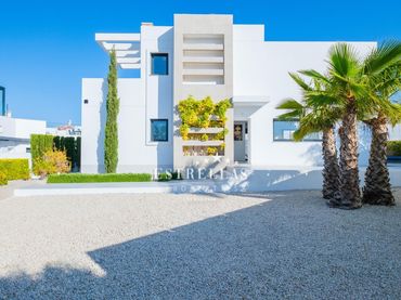 Villa con piscina in vendita a Rojales