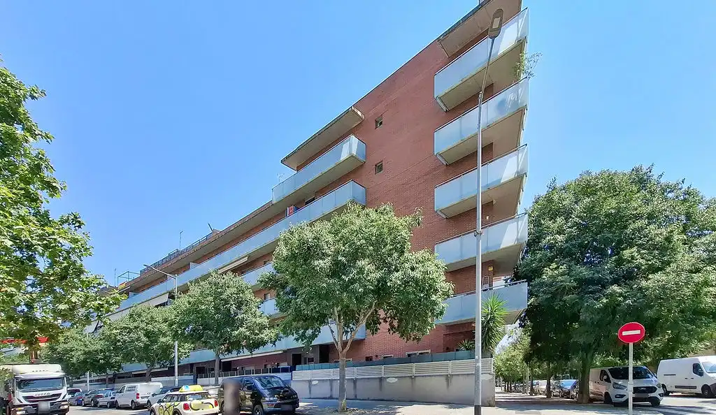 Pis amb piscina en venda a C/ María Riba