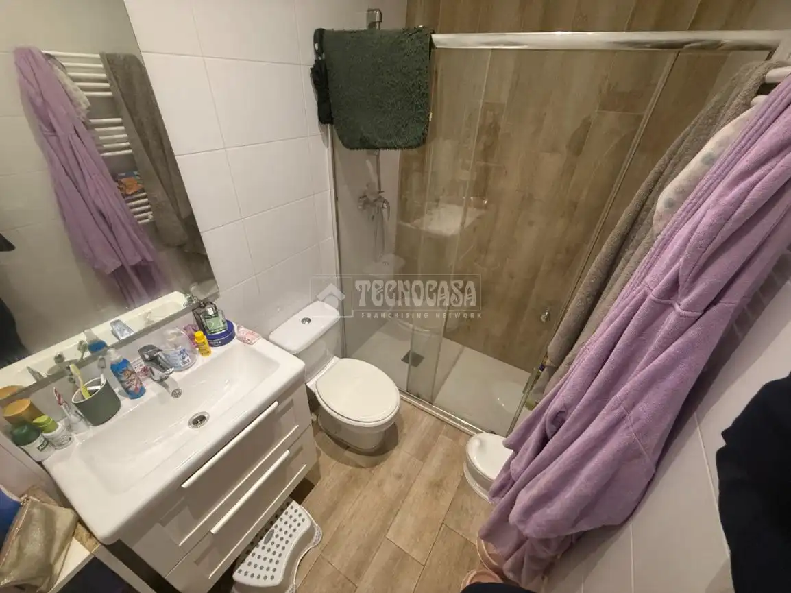 Badezimmer von Wohnung zum Verkauf in Madrid