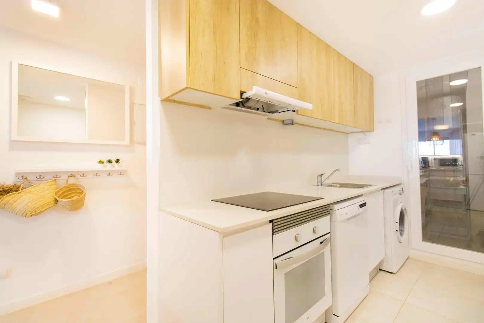 Cuina de Apartament de lloguer en El Puig de Santa Maria amb Aire condicionat, Calefacció i Jardí privat