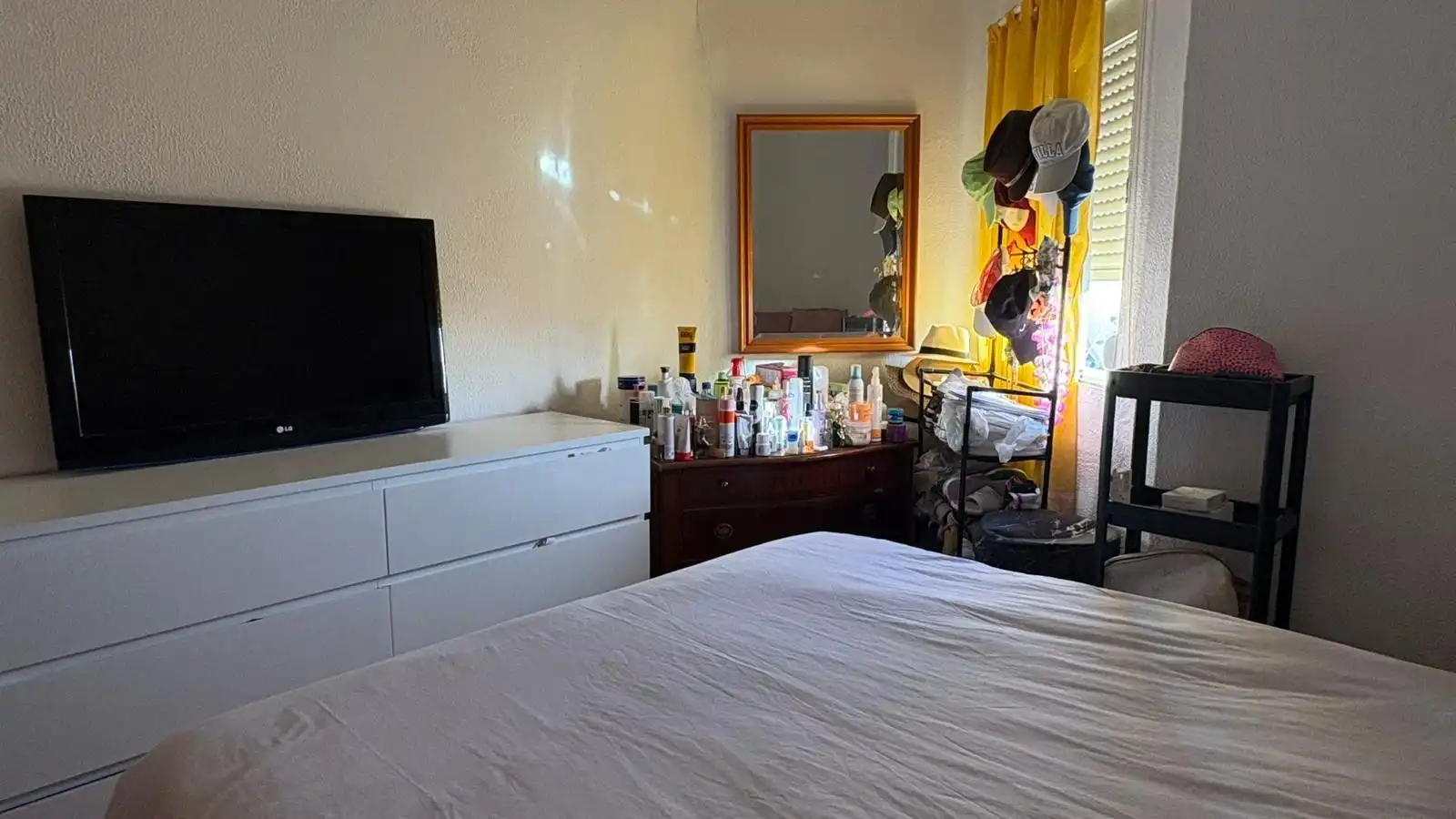 Bedroom of Flat for sale in Sevilla