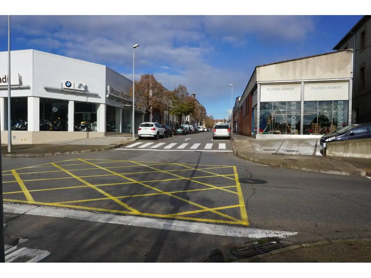 Vista exterior de Nave industrial en venta en Vic con Alarma