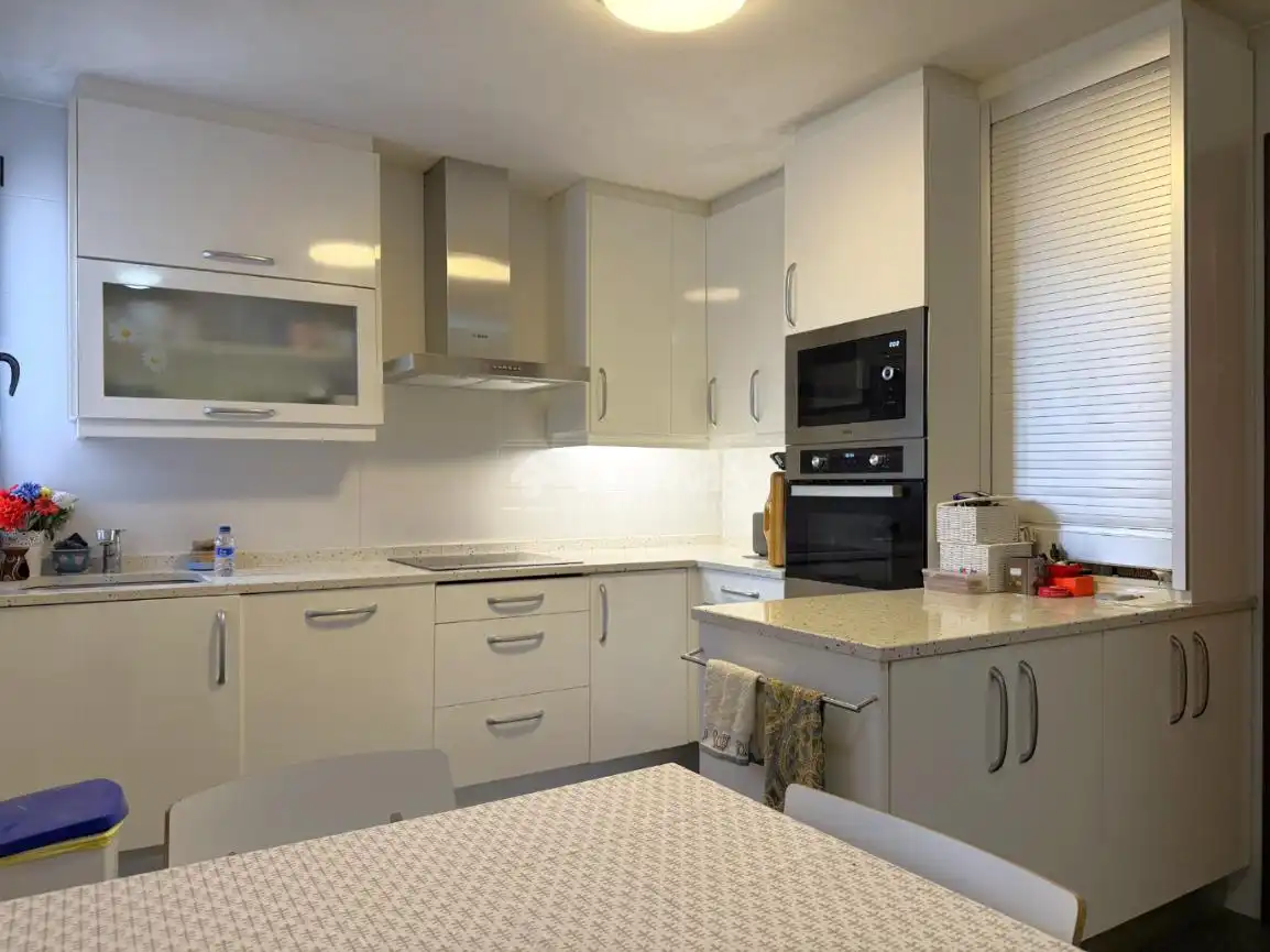 Cocina de Piso en venta en Alcalá de Henares con Aire acondicionado y Terraza
