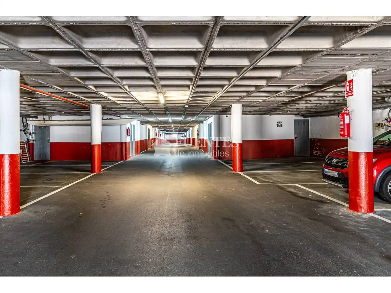 Parking of Apartments for sale in Alicante / Alacant  with Air Conditioner, Storage room and Community pool