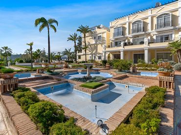 Piano terra con piscina in vendita a Marbella Centro