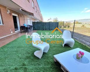 Vista exterior de Apartament en venda en Castañares de Rioja amb Calefacció, Jardí privat i Terrassa