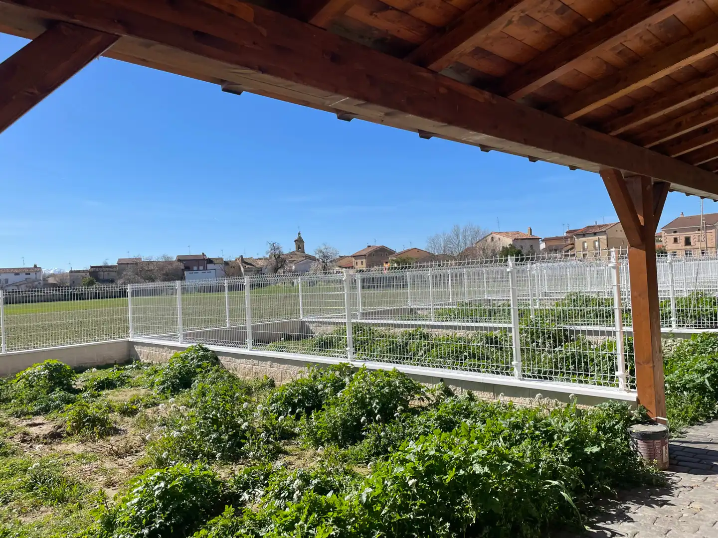 Jardí de Casa adosada en venda en Herramélluri amb Calefacció i Jardí privat