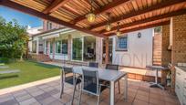 Terrasse von Haus oder Chalet zum verkauf in Canet de Mar mit Klimaanlage, Terrasse und Schwimmbad